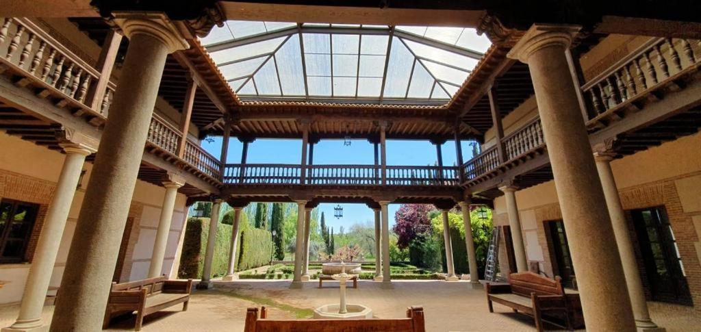 Casa Palacio Toledo Puy Du Fou Exteriör bild